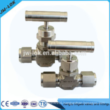 High pressure stainless steel pinch valve